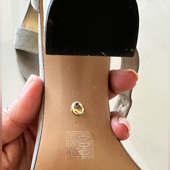 Pelle Moda Heels - Picture 8 of 10